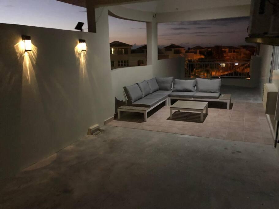 Haudimar Ph Beachfront Apt 4Br/3Bath Isabela Kültér fotó