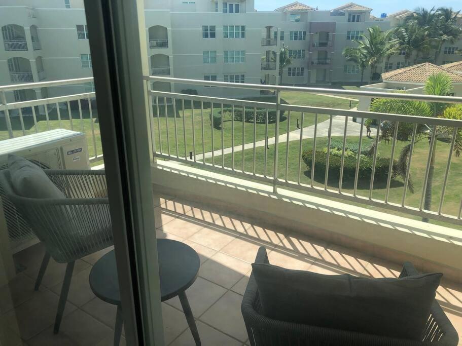 Haudimar Ph Beachfront Apt 4Br/3Bath Isabela Kültér fotó