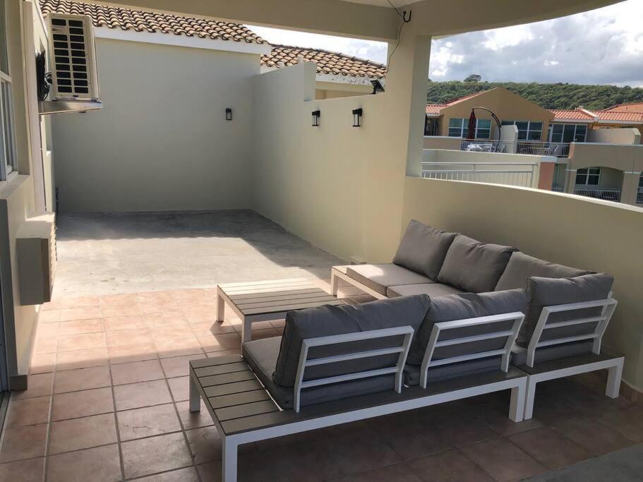 Haudimar Ph Beachfront Apt 4Br/3Bath Isabela Kültér fotó